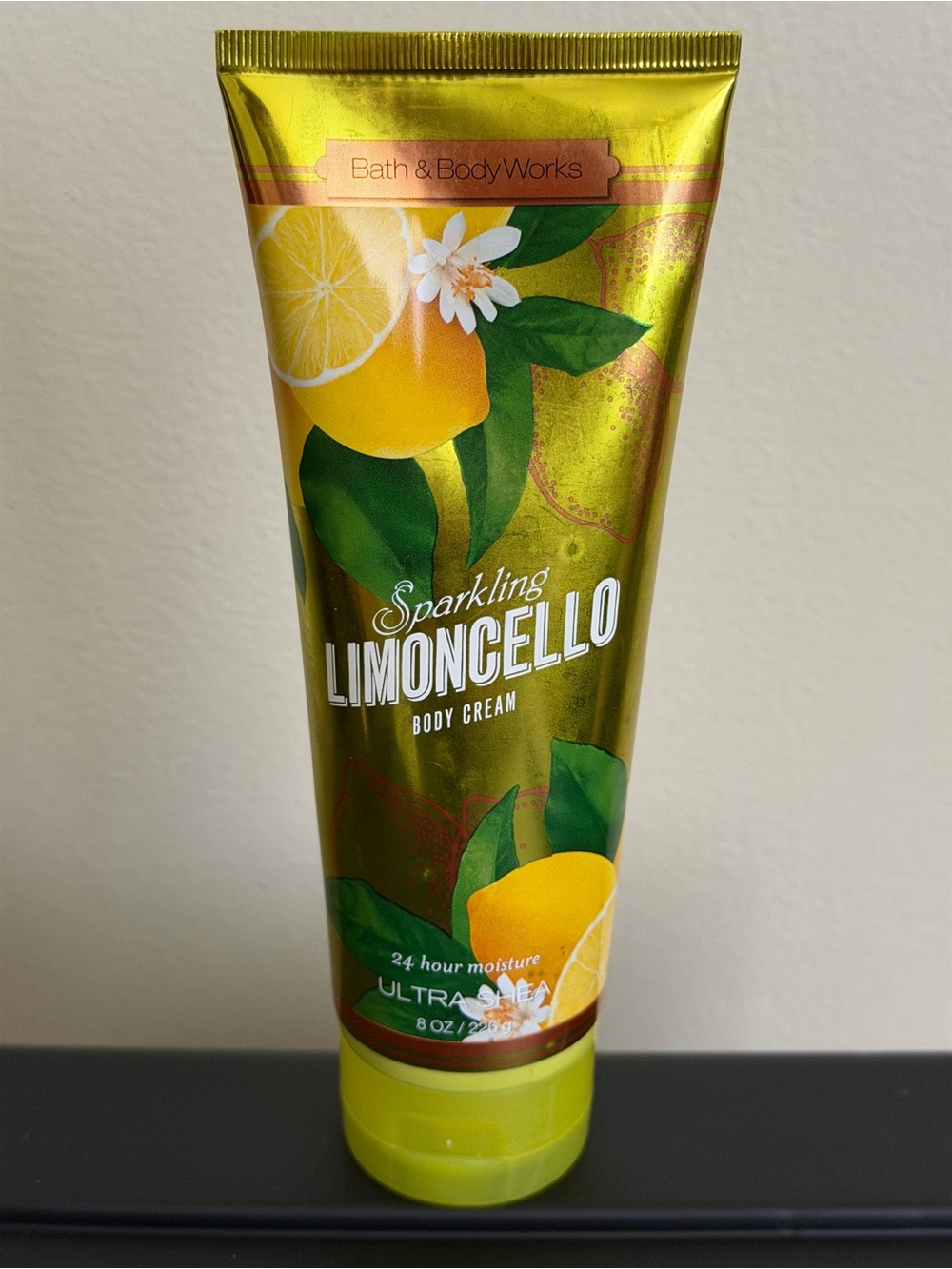 Bath & Body Works Sparkling Limoncello Body Cream - Yellow & Green
